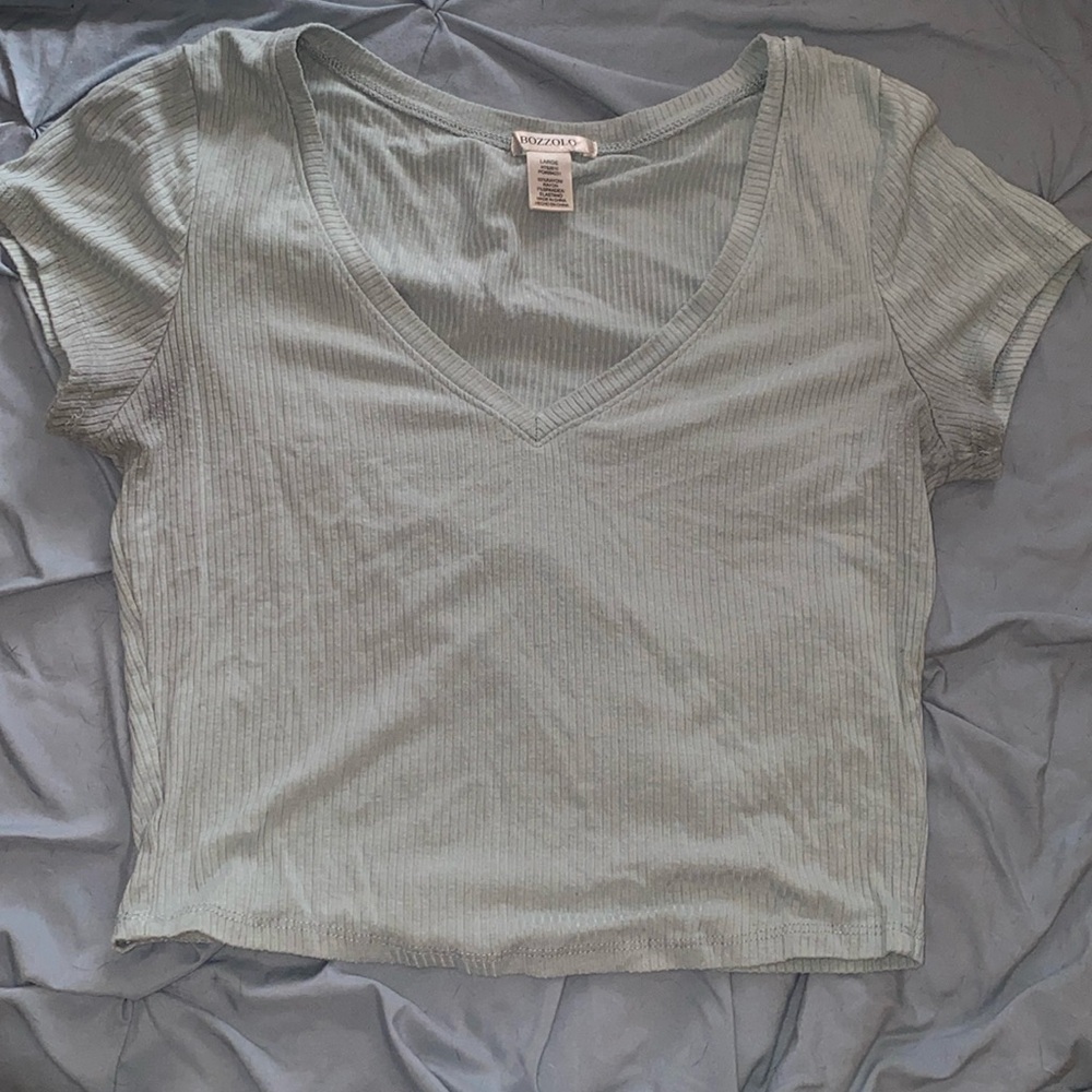 Women’s teal top